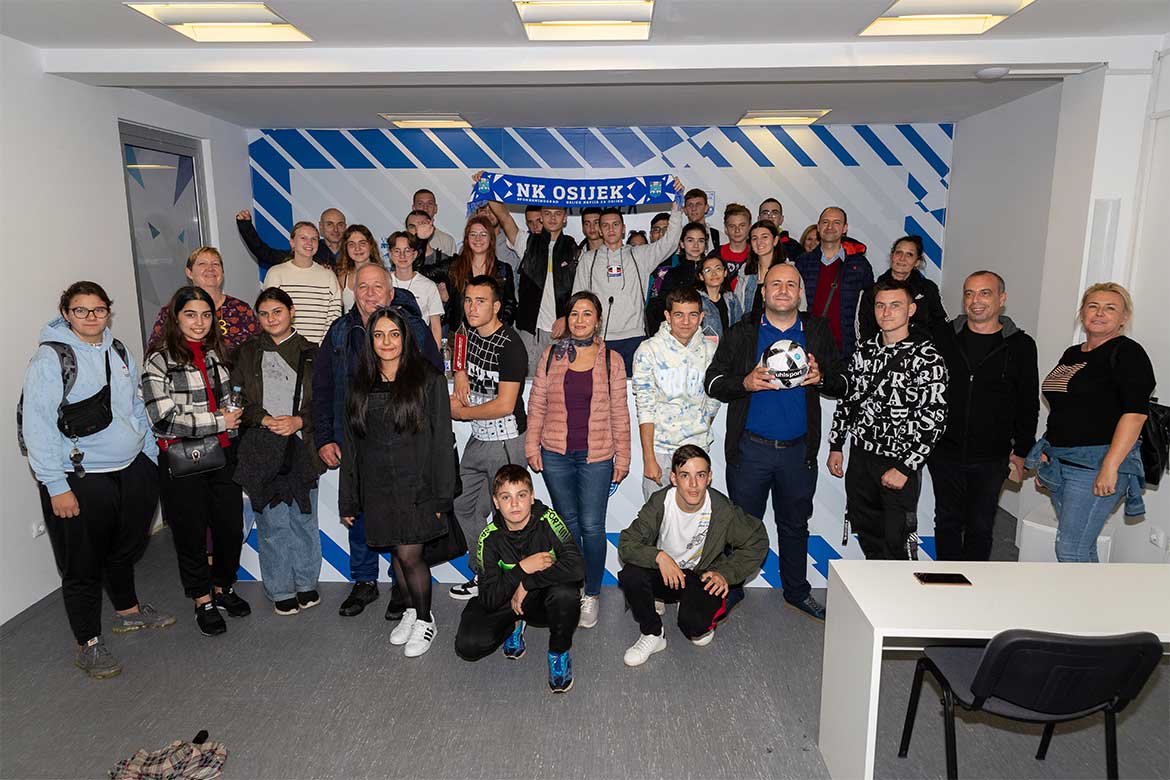 Učenici iz Francuske, Turske i Rumunjske posjetili NK Osijek