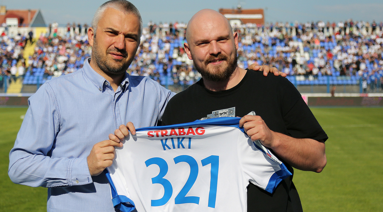 Kristijanu Beniću dres „321“