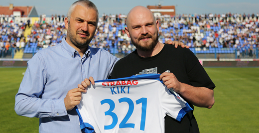 Kristijanu Beniću dres „321“