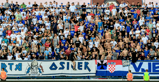 Potpora sa svih strana