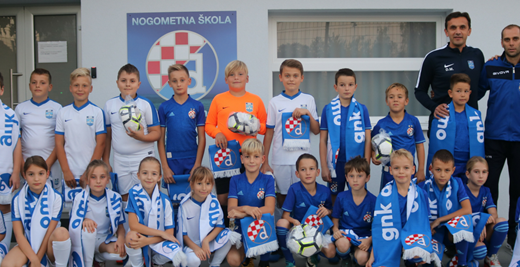 Pokloni za dječake iz Draža