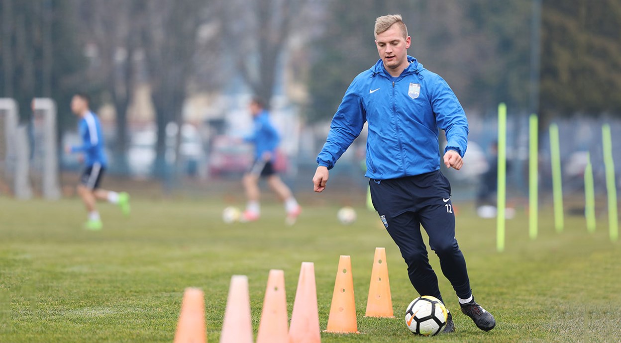 Bočkaj udaljen iz momčadi