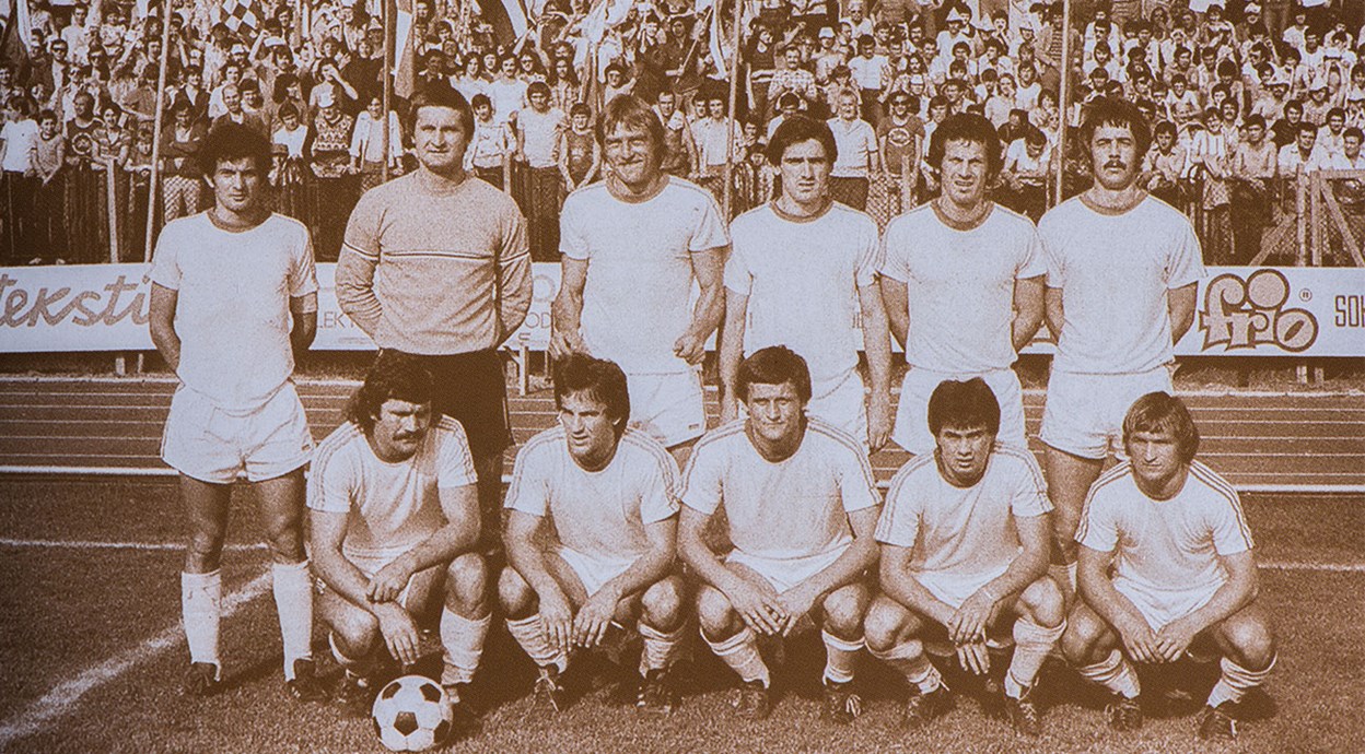 Slavilo se u lipnju 1977. godine