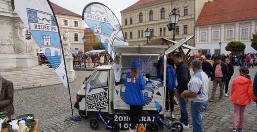 Dvostruki Bijelo-plavi korner