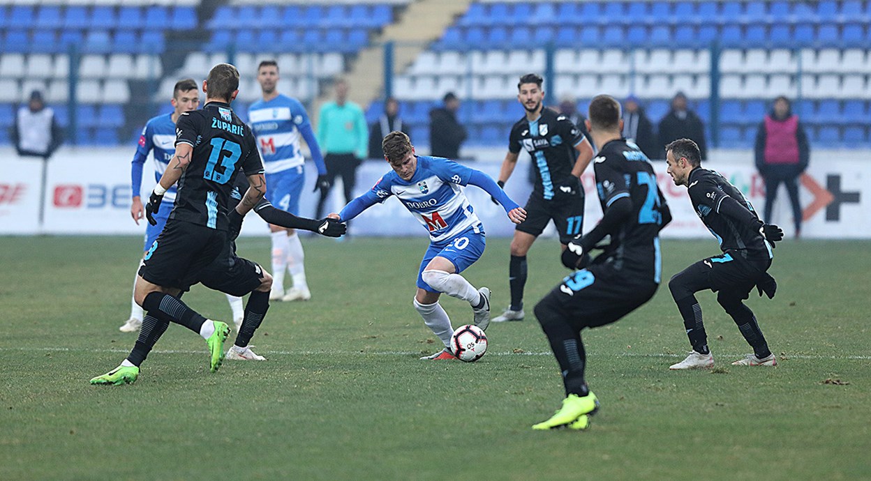 Sažetak: NK Osijek - HNK Rijeka