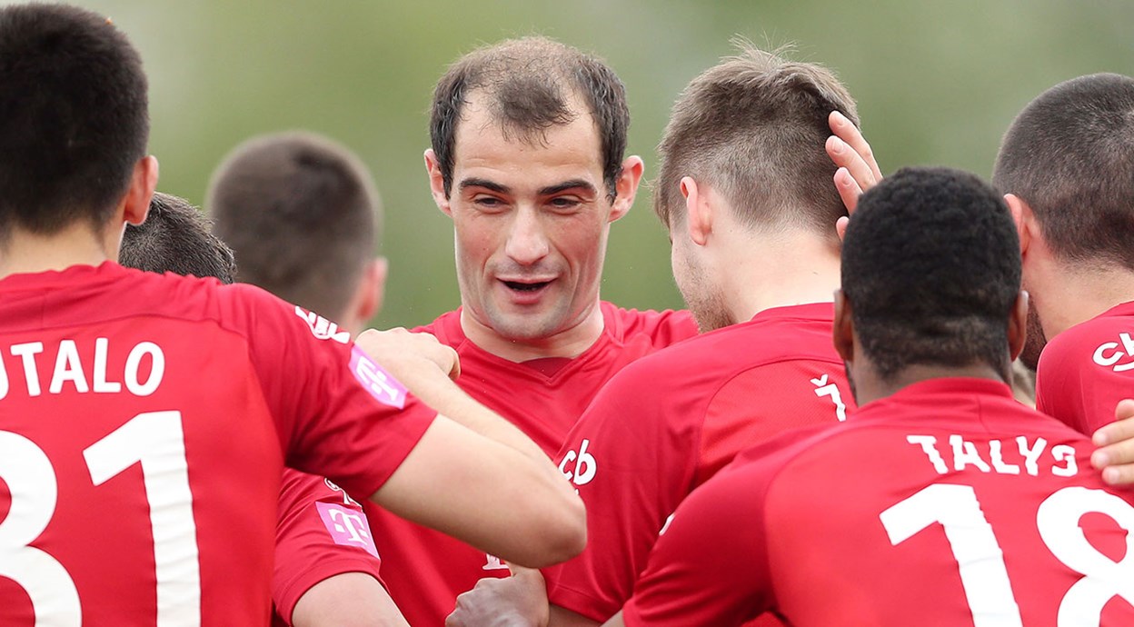 Sažetak: NK Lokomotiva - NK Osijek