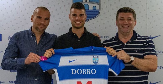 Potpisao Antonio Mance!