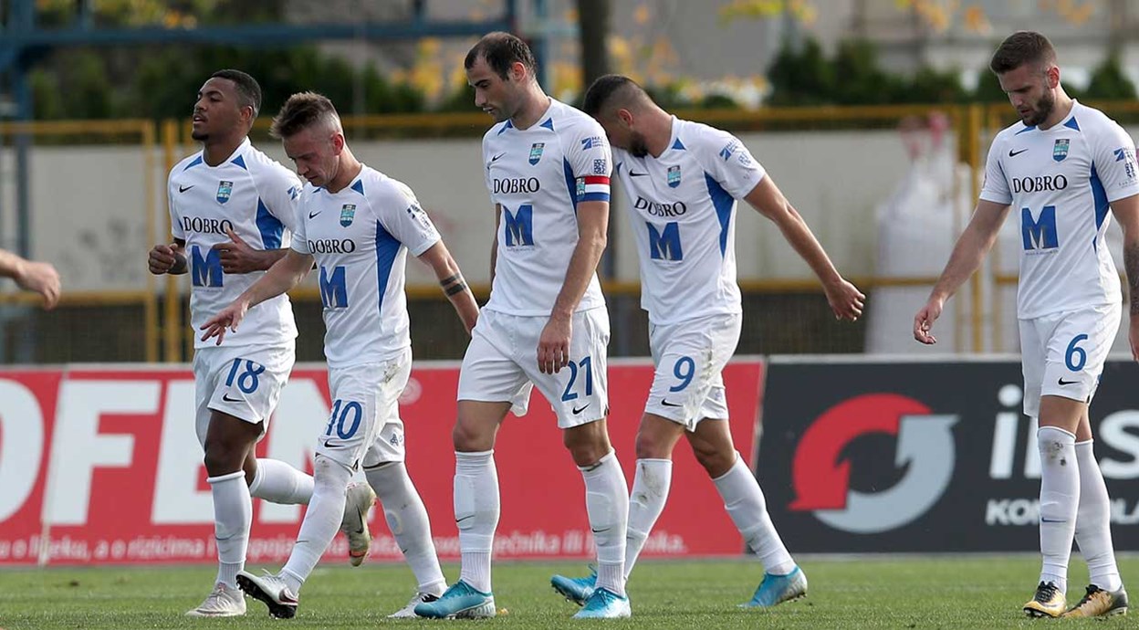 Sažetak: Inter - Osijek