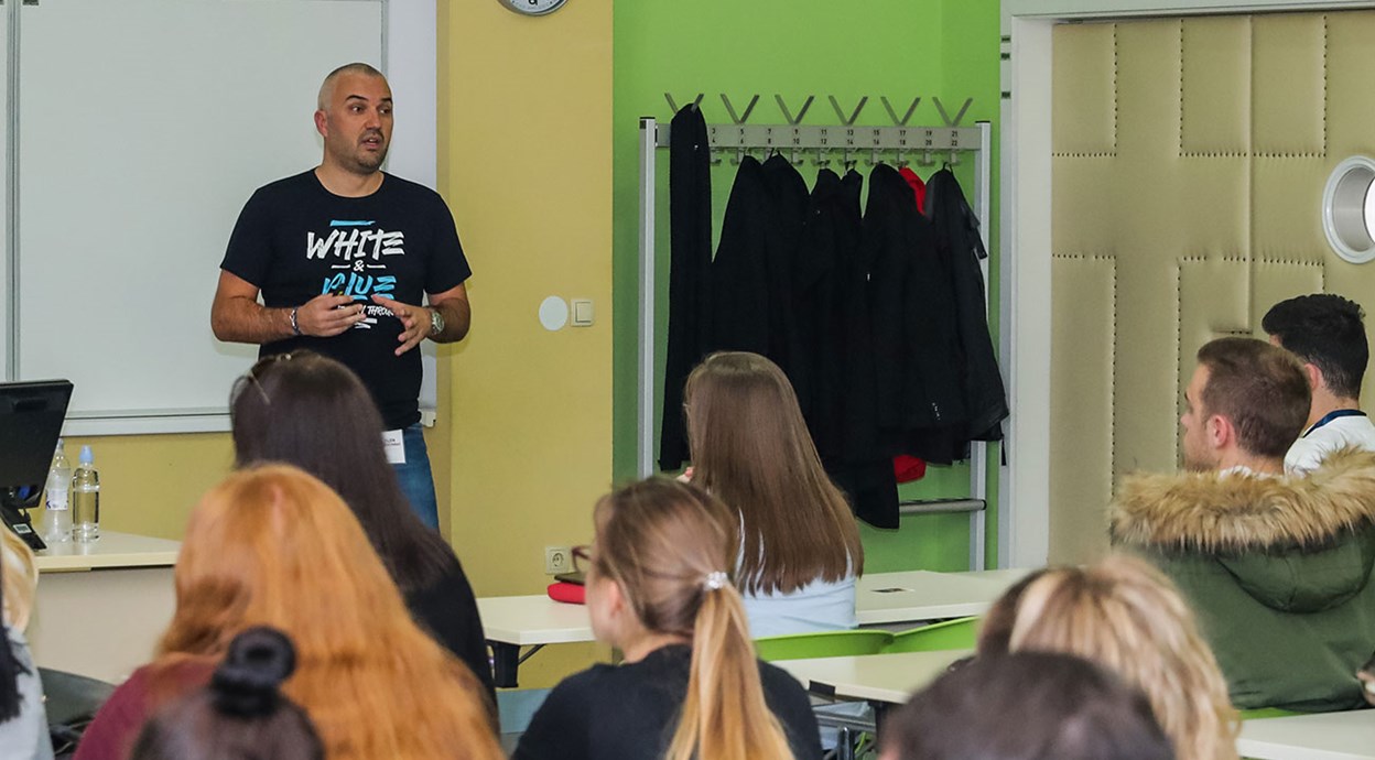 Dva predavanja na EFOS-u