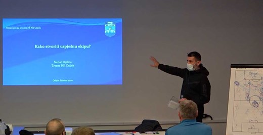 Bjelica održao predavanje kolegama