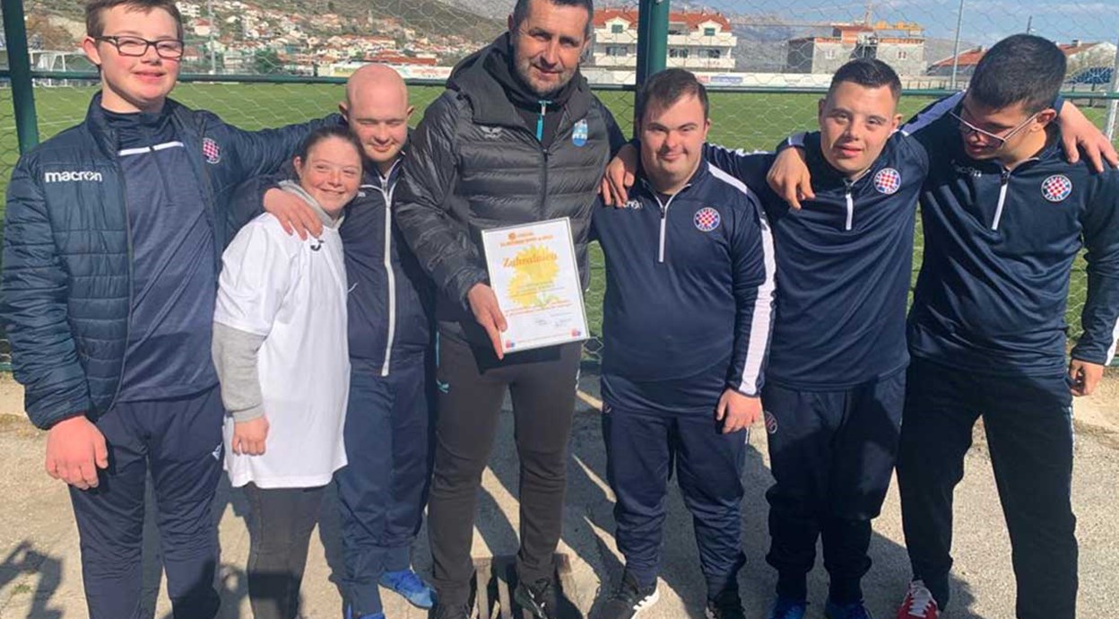 Zahvalnica Nenadu Bjelici