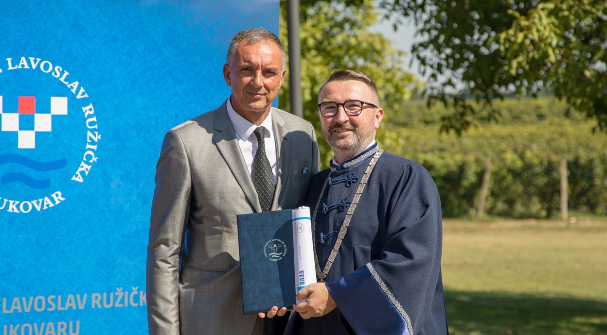 NK Osijek zahvalnica Veleučilišta