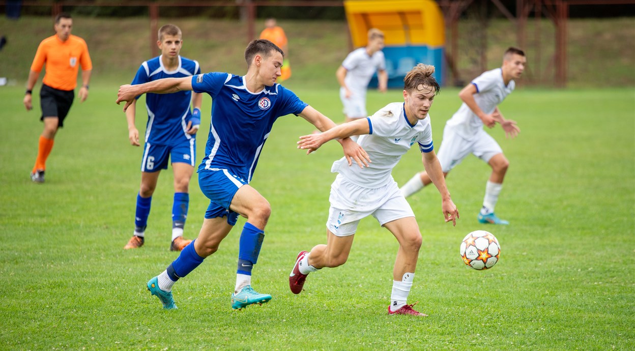 Perković, Prekodravac i Barić s reprezentacijom U-18