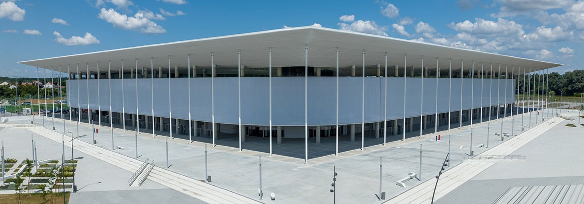 Stadion "Opus Arena"