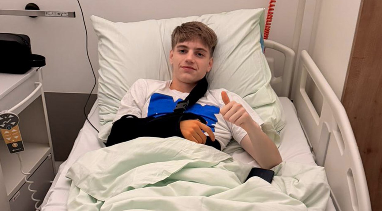 Niki Farkašu operirano desno rame